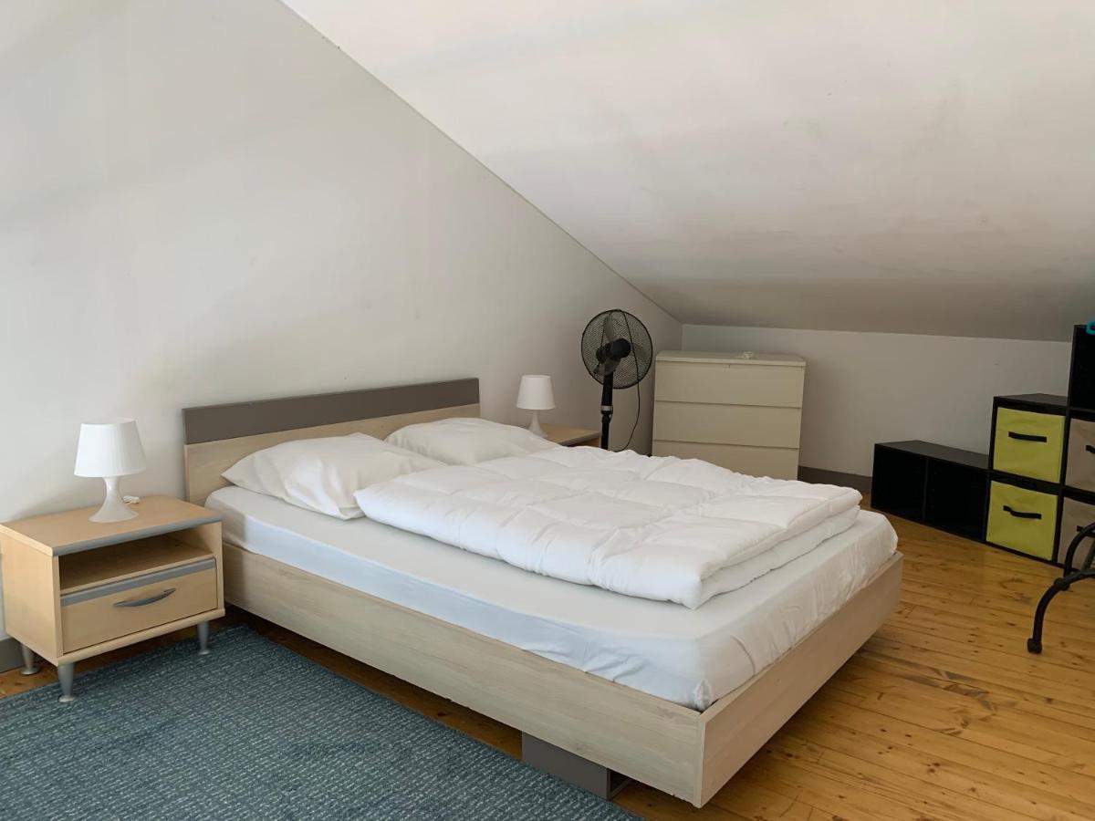 Appartement Tout Confort En Mezzanine A 20Mn A Pied Du Centre-Ville Avec Tv Et Wifi La Rochelle  Exterior photo